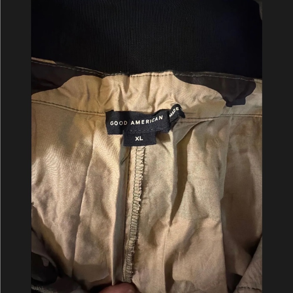 Good American Fatigue Green Camouflage Pants - Picture 5 of 6